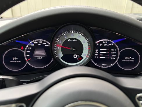 Used 2023 Porsche Cayenne Turbo AWD/4WD image 56
