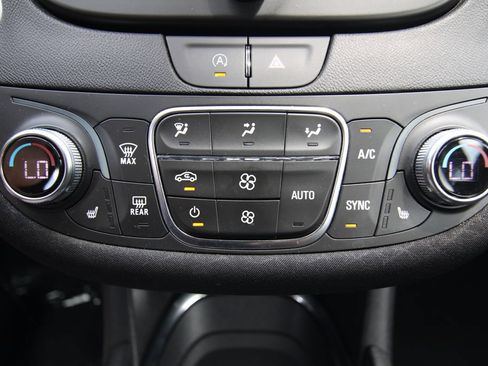 Used 2024 Chevrolet Malibu LT FWD image 27