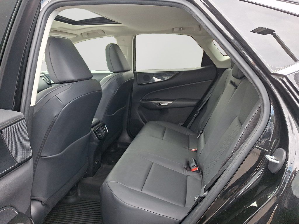 Used 2023 Lexus NX 350 AWD image 8
