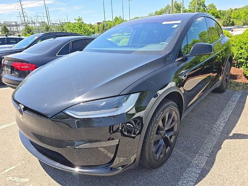 Used 2024 Tesla Model X AWD/4WD image 4