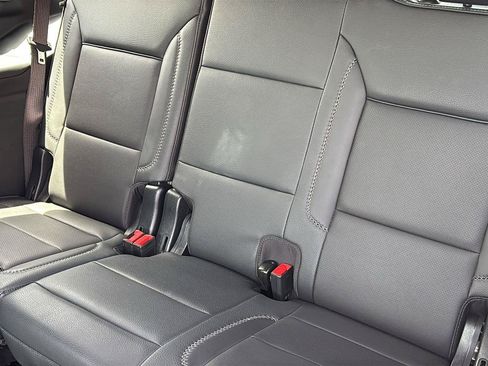 Certified 2025 GMC Yukon Denali AWD/4WD image 17