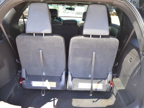 Used 2013 Ford Explorer XLT FWD image 22