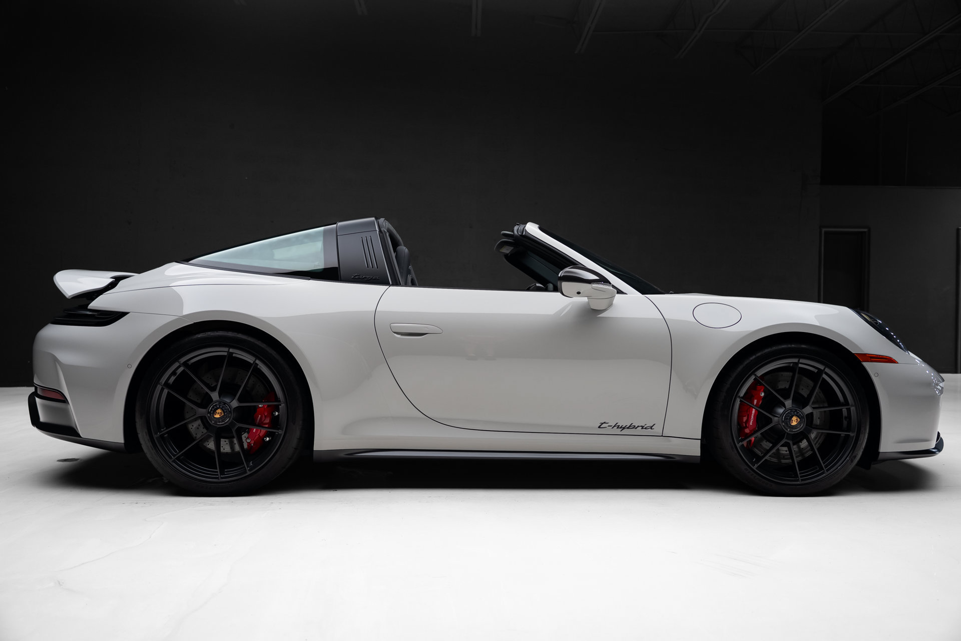 Used 2026 Porsche 911 Targa 4 GTS AWD/4WD image 40
