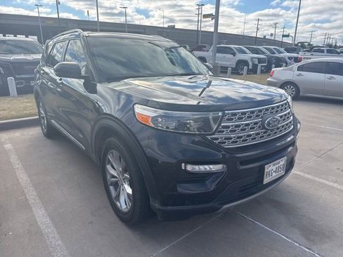 Used 2021 Ford Explorer Limited w/ Equipment Group 301A image 2