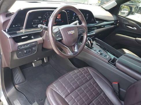 Used 2023 Cadillac Escalade V AWD/4WD image 6