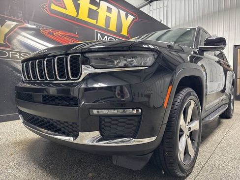 Used 2021 Jeep Grand Cherokee L Limited AWD/4WD image 2