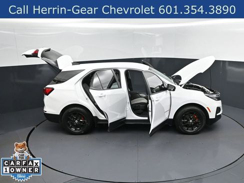 Used 2024 Chevrolet Equinox LS image 51