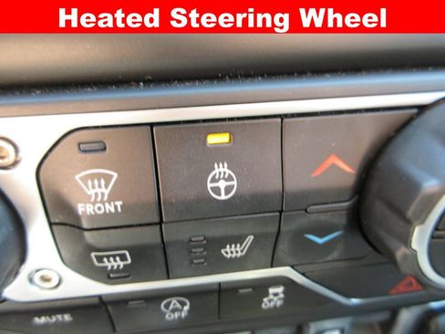 Used 2023 Jeep Wrangler Unlimited Sahara w/ LED Lighting Group AWD/4WD image 30