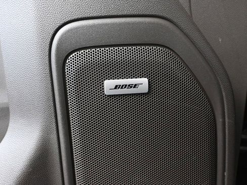 Used 2019 Chevrolet Silverado 1500 LTZ image 25