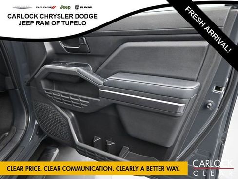 Used 2024 Toyota Tacoma 4x4 Double Cab image 32