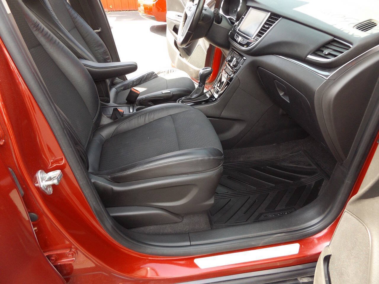 Used 2017 Buick Encore Preferred AWD/4WD image 21