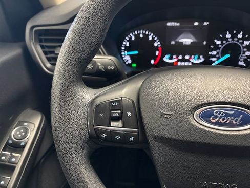Used 2020 Ford Escape SE image 46