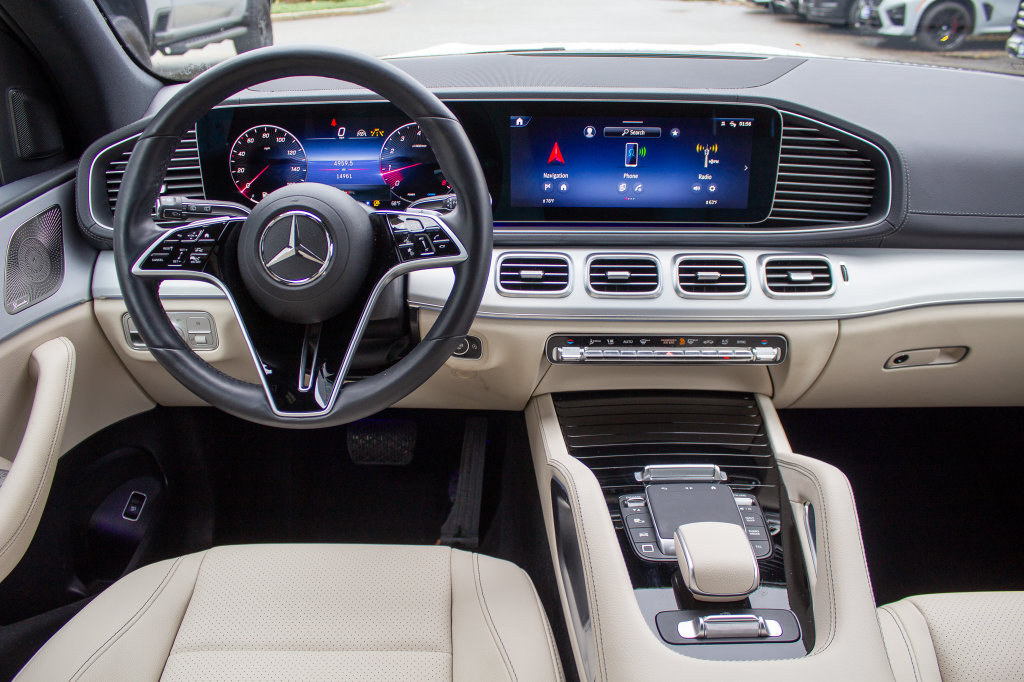 Used 2026 Mercedes-Benz GLS 450 4MATIC image 13