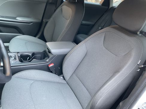 Used 2025 Kia K4 FWD image 27