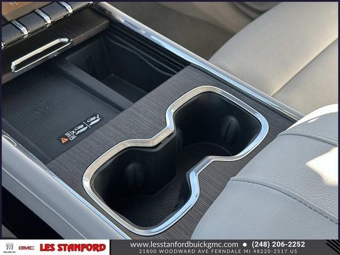 Used 2024 GMC Acadia Denali image 35