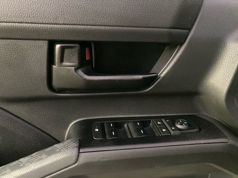 Certified 2025 Toyota Tacoma SR5 image 13