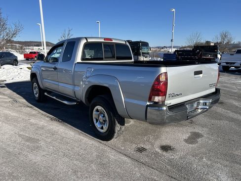 Used 2007 Toyota Tacoma PreRunner image 5