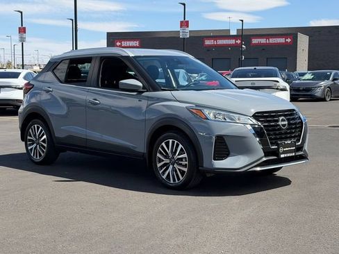 Certified 2023 Nissan Kicks SV FWD image 9
