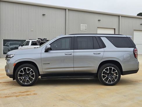 Used 2024 Chevrolet Tahoe RST w/ Luxury Package RWD image 4