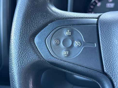 Used 2018 Chevrolet Silverado 1500 Custom w/ Custom Value Package image 33