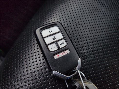 Used 2019 Honda Pilot Elite image 31