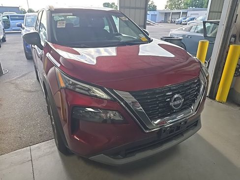 Used 2023 Nissan Rogue S AWD/4WD image 1
