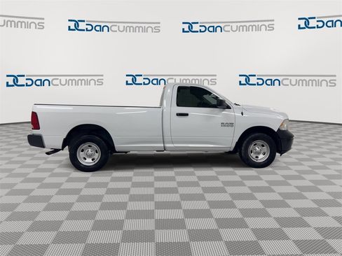 Used 2018 RAM 1500 Express image 9