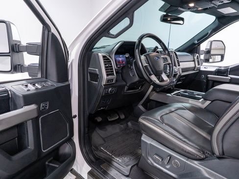 Used 2021 Ford F250 Platinum AWD/4WD image 16