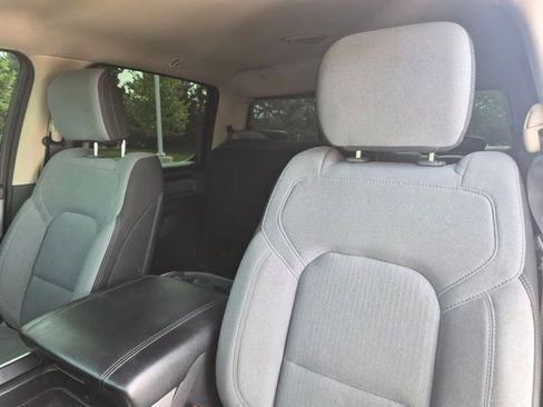 Used 2019 RAM 1500 Big Horn AWD/4WD image 15