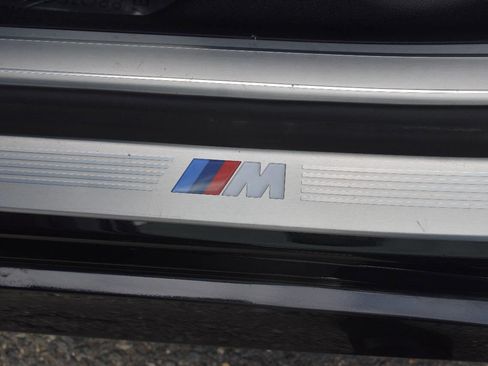 Used 2018 BMW 750i xDrive image 11