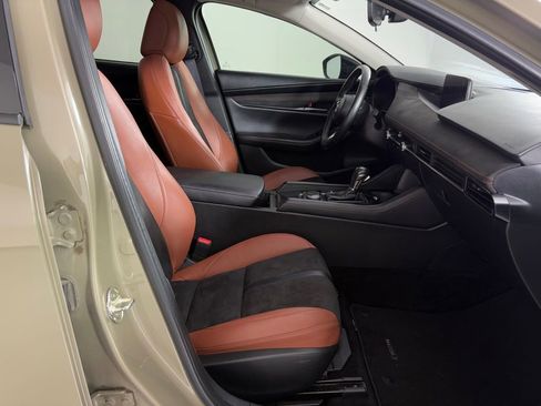 Used 2024 MAZDA MAZDA3 s image 41