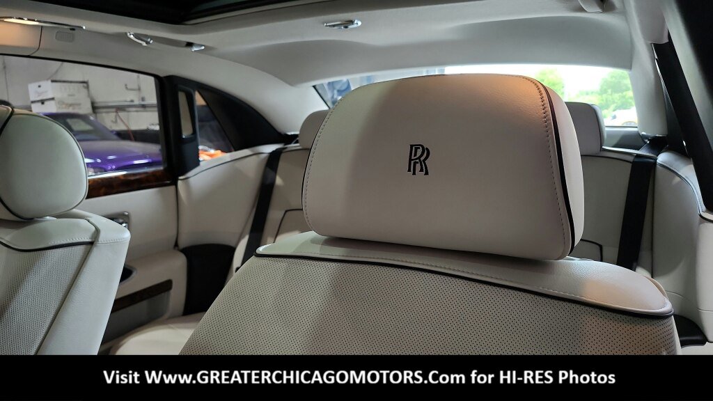 Used 2013 Rolls-Royce Ghost RWD image 30