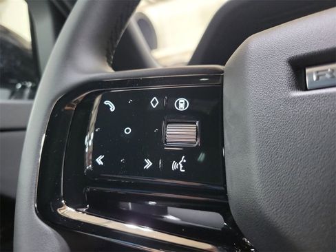 New 2025 Land Rover Range Rover Evoque S image 15