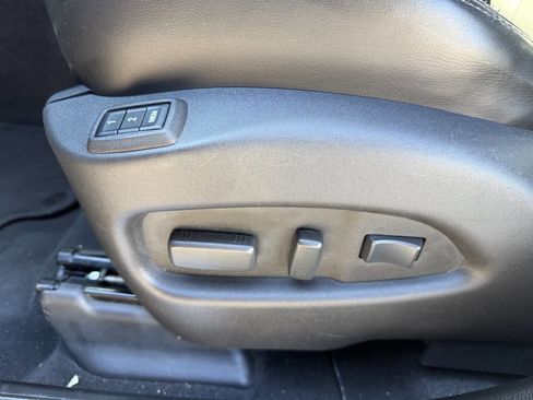 Used 2013 Cadillac SRX Luxury AWD/4WD image 13
