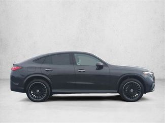 Used 2025 Mercedes-Benz GLC 300 4MATIC video 4