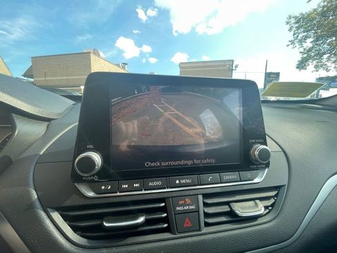 Used 2020 Nissan Altima 2.5 S image 17