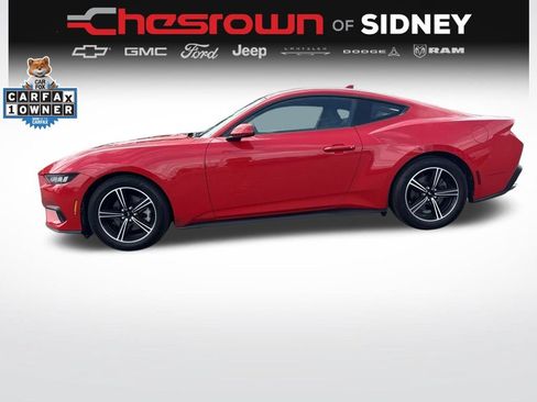 Used 2025 Ford Mustang Coupe RWD image 2