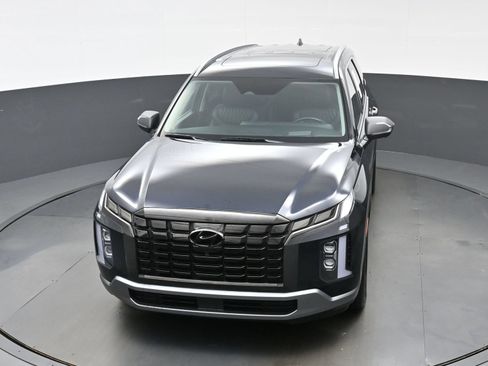 Certified 2023 Hyundai Palisade Limited w/ Cargo Package AWD/4WD image 43