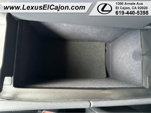 Used 2025 Lexus RX 350 Premium w/ Accessory Package (Z1) FWD image 34