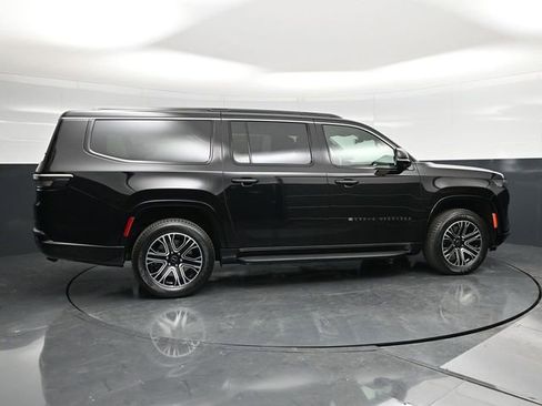 New 2026 Jeep Grand Wagoneer L 4WD image 12
