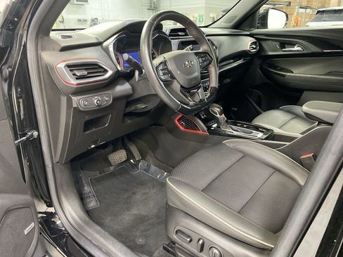 Certified 2022 Chevrolet TrailBlazer RS w/ Technology Package AWD/4WD image 14