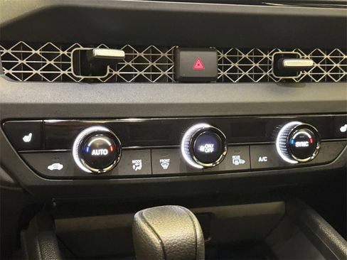 Certified 2025 Honda Accord SE image 24