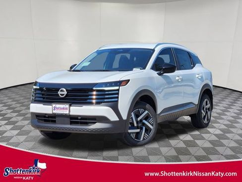 New 2026 Nissan Kicks SV image 1