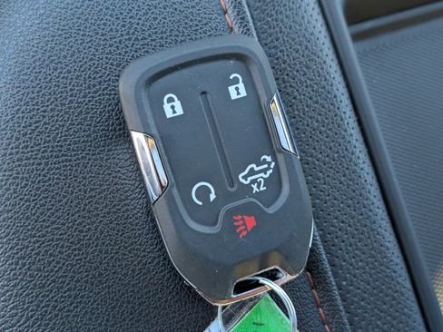 Used 2020 GMC Sierra 1500 AT4 w/ AT4 Premium Package image 31