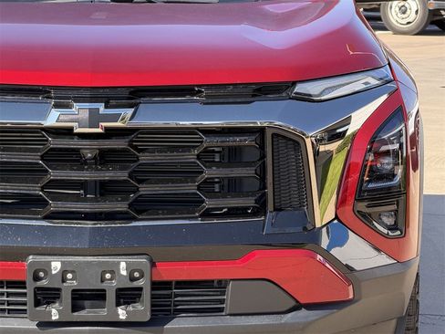 New 2026 Chevrolet Equinox ACTIV w/ Safety and Technology Package image 8