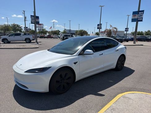 Used 2024 Tesla Model 3 Long Range AWD/4WD image 4