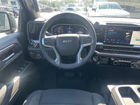 New 2026 Chevrolet Silverado 1500 RST w/ LPO, Dark Essentials Package AWD/4WD image 23