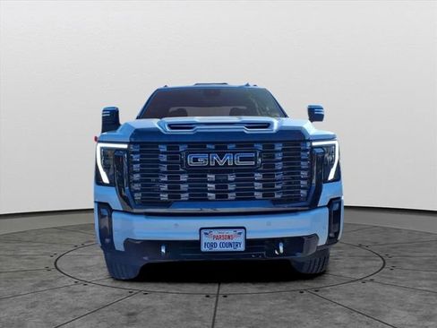 Used 2024 GMC Sierra 2500 Denali Ultimate w/ Max Trailering Package image 2