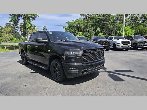 New 2026 RAM 1500 Express AWD/4WD image 36