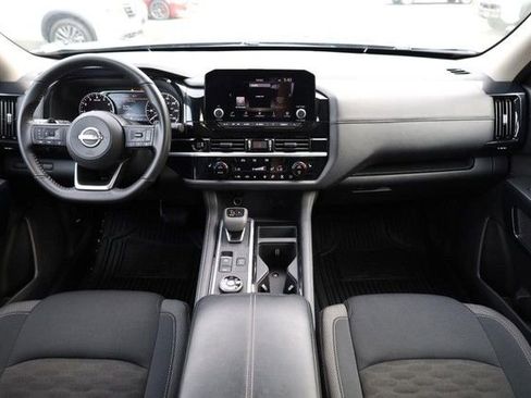 Certified 2025 Nissan Pathfinder SV AWD/4WD image 24